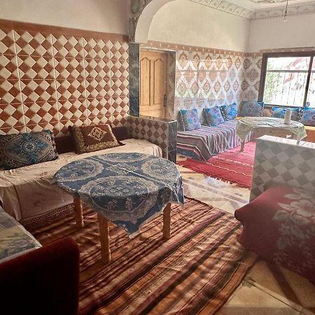 Maison D'Hote Chez La Famille Tamellalt  المظهر الخارجي الصورة
